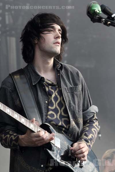 KLAXONS - 2011-06-24 - PARIS - Hippodrome de Longchamp - 